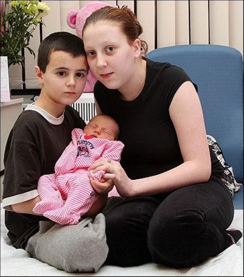 13歲少年爸爸引發英國道德顧慮