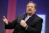 華理克：艱難時局下要把握傳福音的好契機