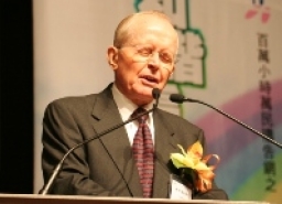 戴紹曾牧師今晨榮歸天家 承繼家族心志一生獻中國