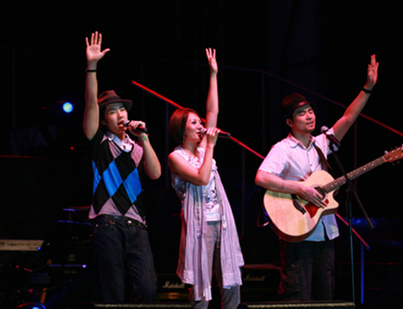 印尼華人演唱佈道 上千年青人受洗