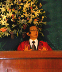 余達心勉畢業生:讓先知的熱情燃燒自己