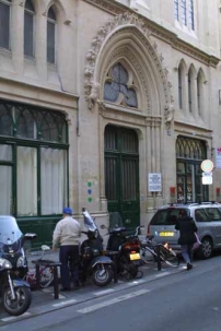 中國移民法國增多 巴黎華人教會見復興