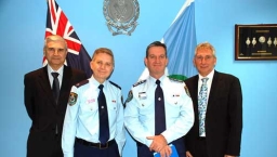 澳洲聖經公會向警隊推出《警察聖經》