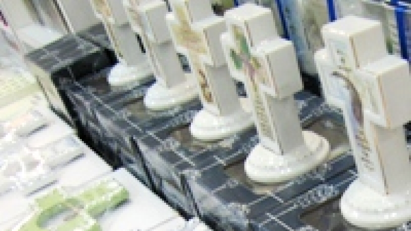 資深行家周文志：掛名基督教禮品充斥市場