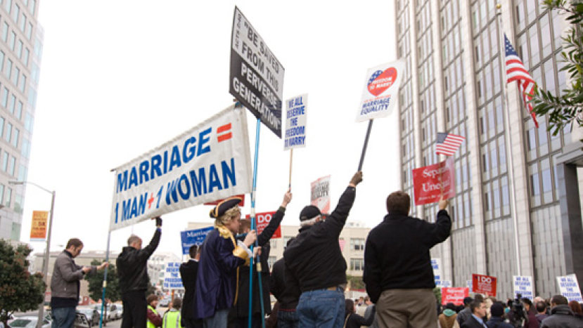 三藩市開審 八號提案是否有違憲法