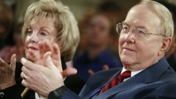 杜布森博士正式告別親手創辦的「愛家協會」