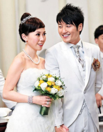 高皓正教堂幸福舉行婚禮 一班基督徒藝人朋友到賀