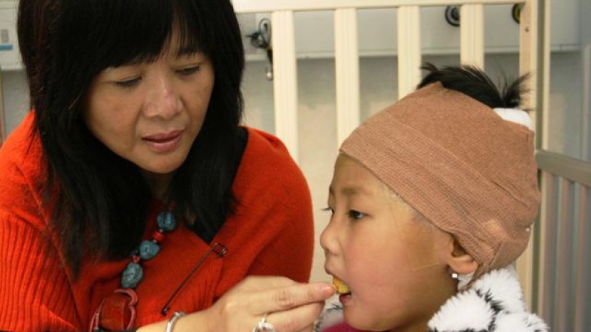 殘疾小孤雛虎年不受「苦」 赴美展開「甜」美人生新一頁