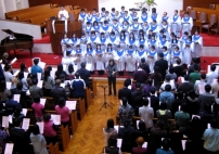 「主愛無價」信神聖樂崇拜舉行 神聖愛滿臨