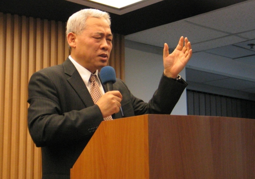 遠志明牧師首場信息「愛與恨」