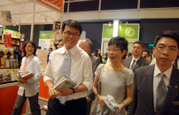 環境局局長邱騰華：要懂得選擇書籍！