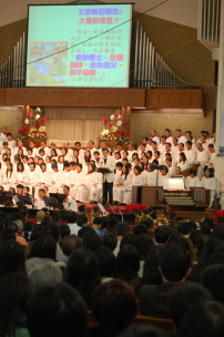 蔡少琪牧師平安夜訊息:上帝分分鐘都愛我們