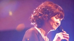 「一個不懂唱歌的天使」Vera首次個人音樂會