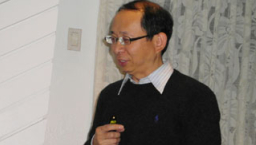 蘇文安牧師鼓勵信徒「寫出你的生命故事」