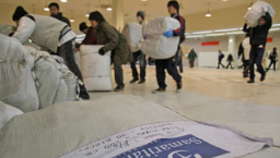 葛福臨牧師向日本災區送上90噸救援物資