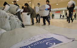 葛福臨牧師向日本災區送上90噸救援物資