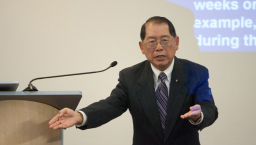 如何識別憂鬱症？醫學教授分析預防自殺