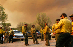 美國亞利桑那山火蔓延 牧者籲為美西南求雨