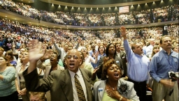 美加教會年報 基督教主流宗派多呈負增長