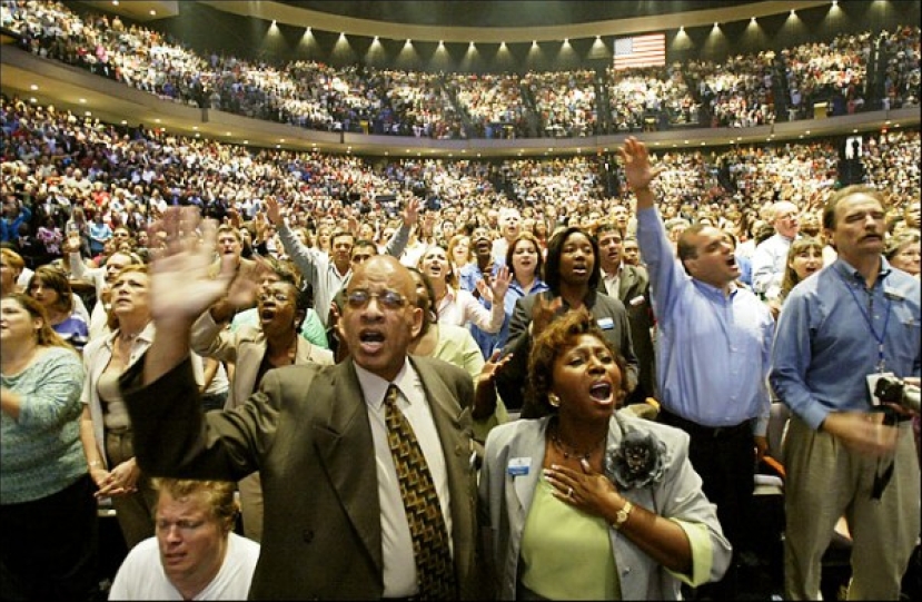 美加教會年報 基督教主流宗派多呈負增長