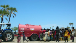 救世軍向肯尼亞旱災災民提供緊急救援