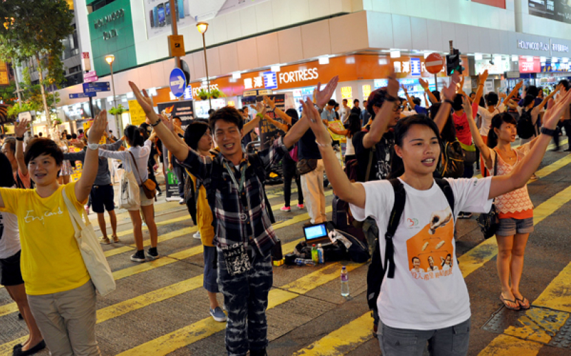 旺角鬧巿青年熱舞“Amani” 呼籲關注東非饑荒