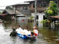 泰國洪災逾500人死亡 救援組織加緊行動