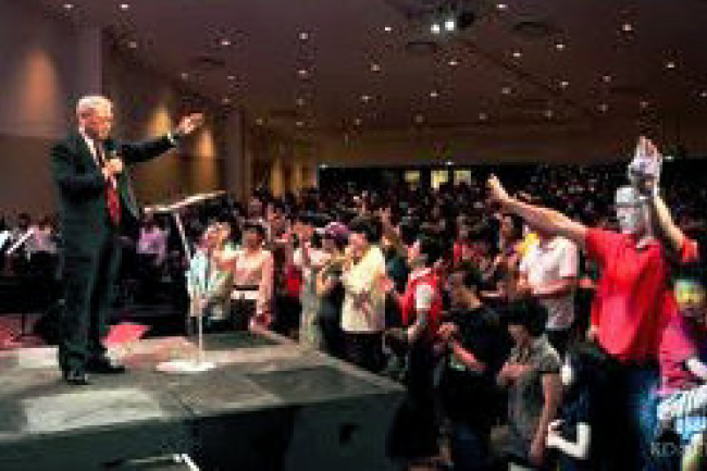 《彼岸》發行一年影響五大洲數萬華人