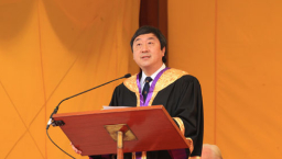 沈祖堯教導中大畢業生如何「不負此生」