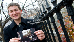 超聲波照片傳達「反墮胎，尊重生命」信息