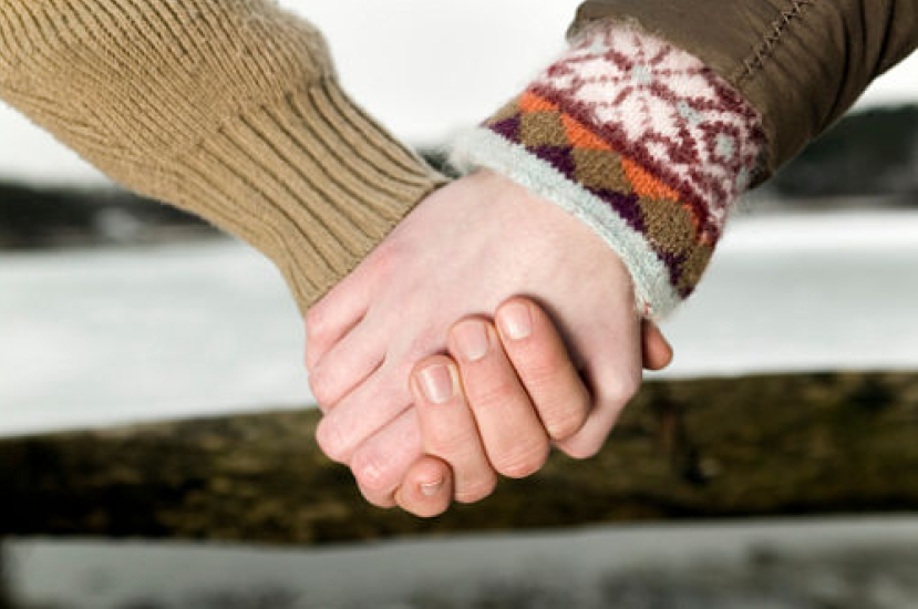 戀愛須慎重 逾半曾拍拖青年分手收場