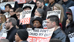 紐約教會用公立學校崇拜聚會禁令「暫停」十天