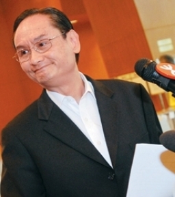 前港鐵高層何恒光以經驗向後輩見證神