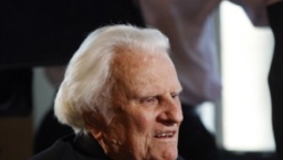 「2.24」被命為著名佈道家「葛培理日」