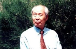 王鼎鈞《昨天的雲》