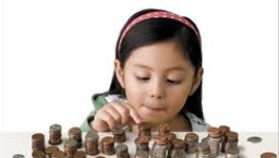 呂Sir:玩具儲備 難捨難離