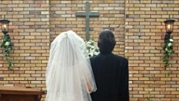 伍渭文牧師–婚禮的禮服