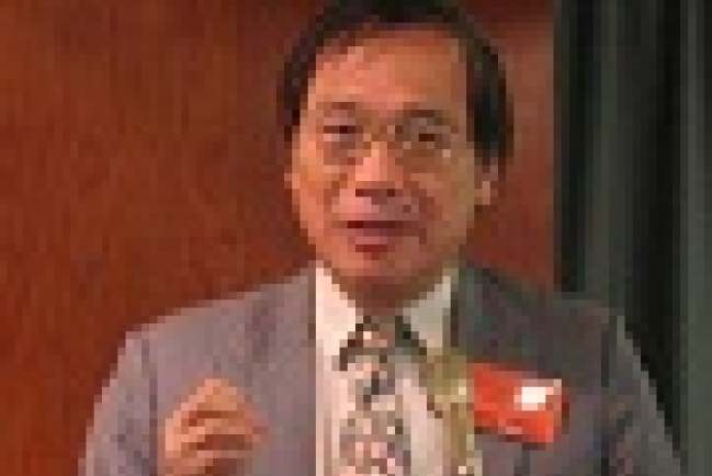 伍渭文牧師：轉輓歌為讚美詩