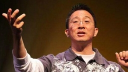 從同性戀、吸毒犯到教授—袁幼軒生命的翻轉