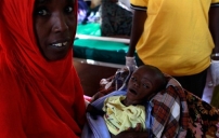 六次踏足非洲 以勒基金籲為非洲呼求神