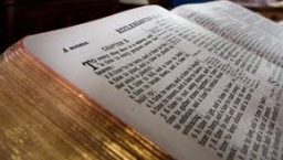 印尼合隆語新約聖經面世