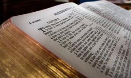 印尼合隆語新約聖經面世