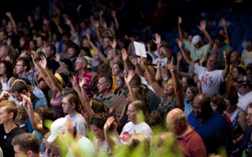 上萬基督徒聚北卡 禱告美國悔改歸向真神