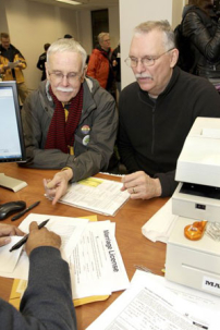 華州同性婚姻法生效 四百餘對同性伴侶領證