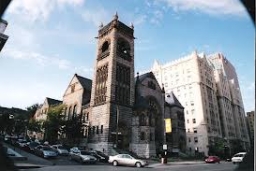 民調:77%美國成人是廣義基督徒