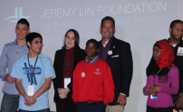林書豪成立基金會獻愛心 姚明到場支持