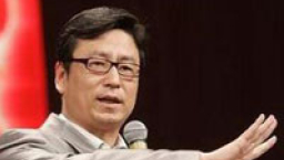 中央電視台名主持白岩松指中國極需信仰