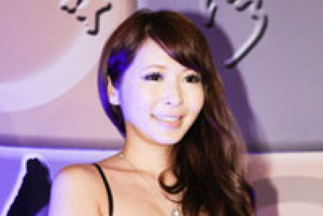 台藝人Makiyo受洗歸主 黑人范范力宏送祝福