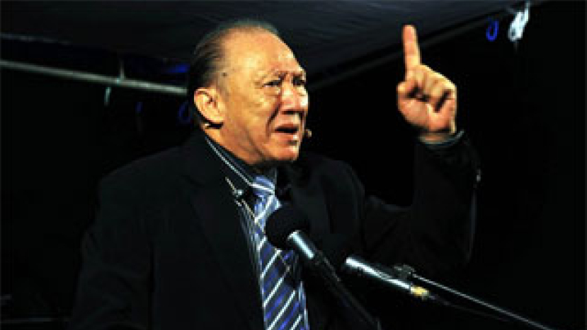 唐崇荣牧师三个月布道45场 创印尼纪录