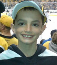 波士頓爆炸現場拒神父進入 警方做法惹質疑